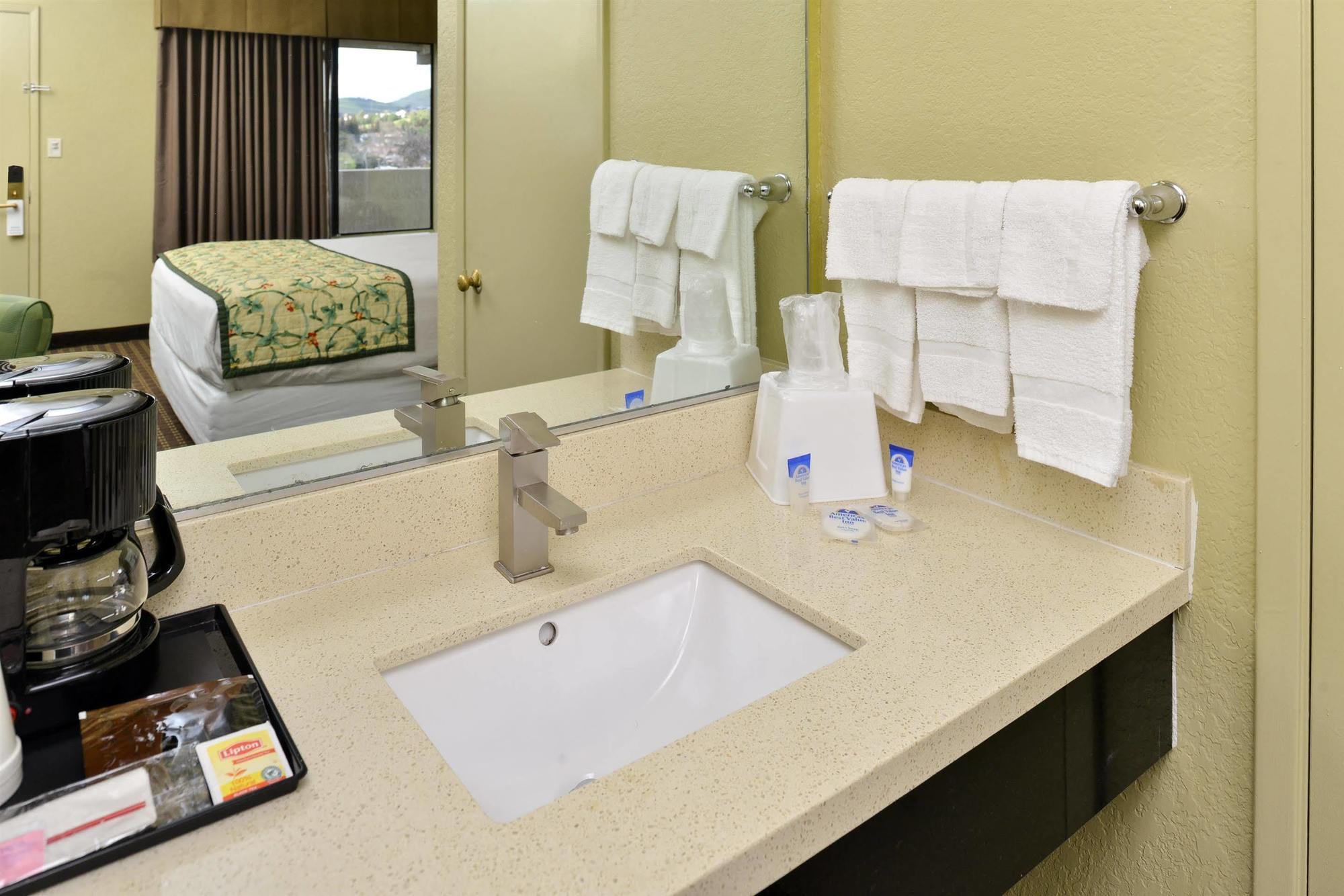 Motel Surestay By Western Napa Valley Vallejo