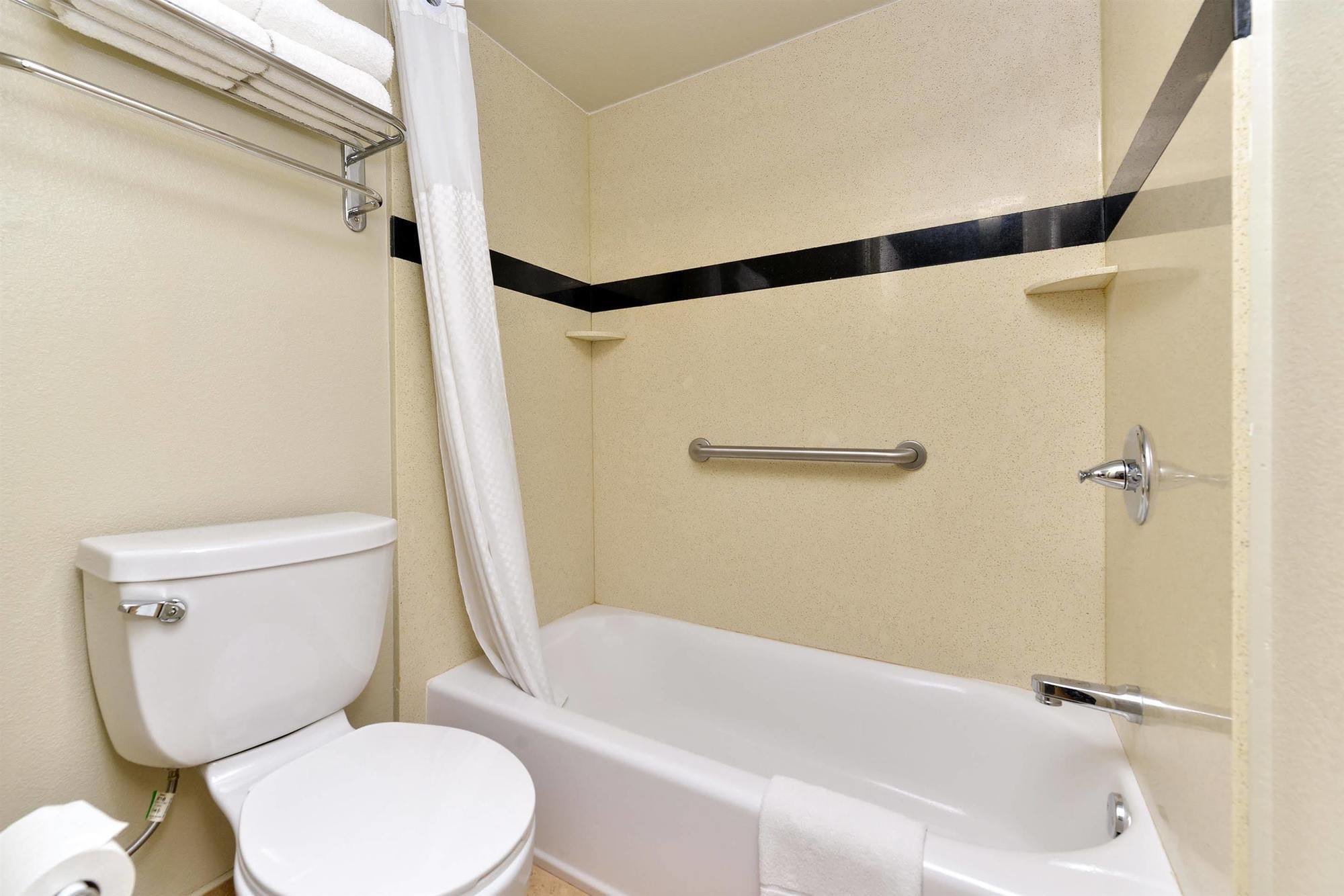 Motel Surestay By Western Napa Valley